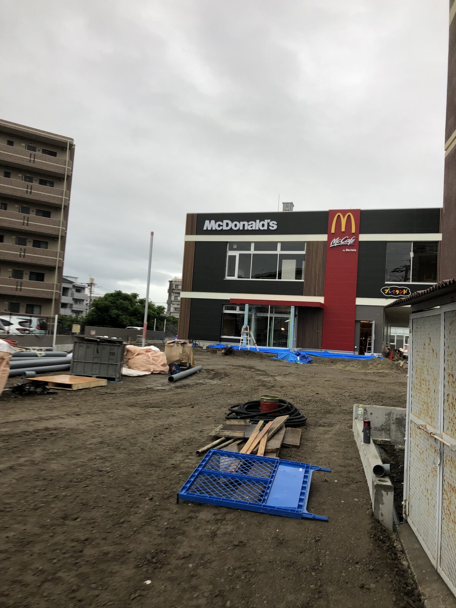 宮崎県マクドナルド江平店空調工事完了